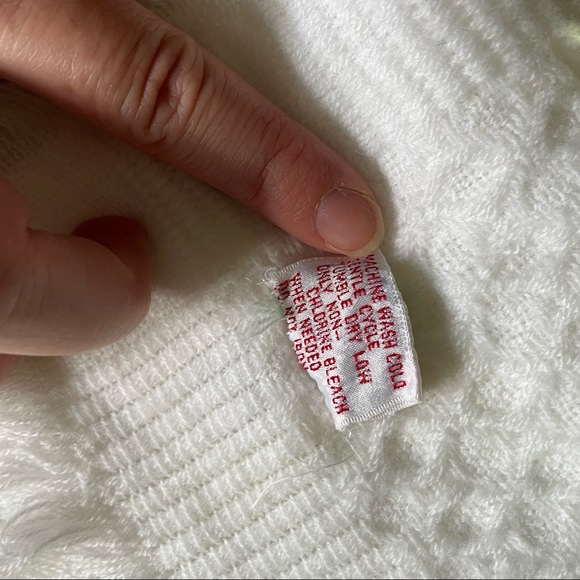 Vintage Baby Blanket - Picture 4 of 4